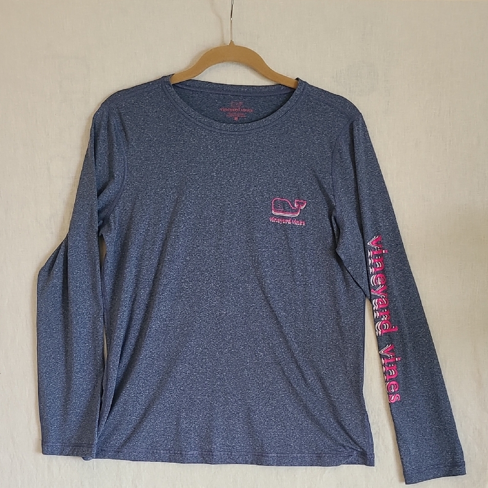 Vineyard Vines On-the-Go Whale Blue Long Sleeve Performance Shirt Size Medium